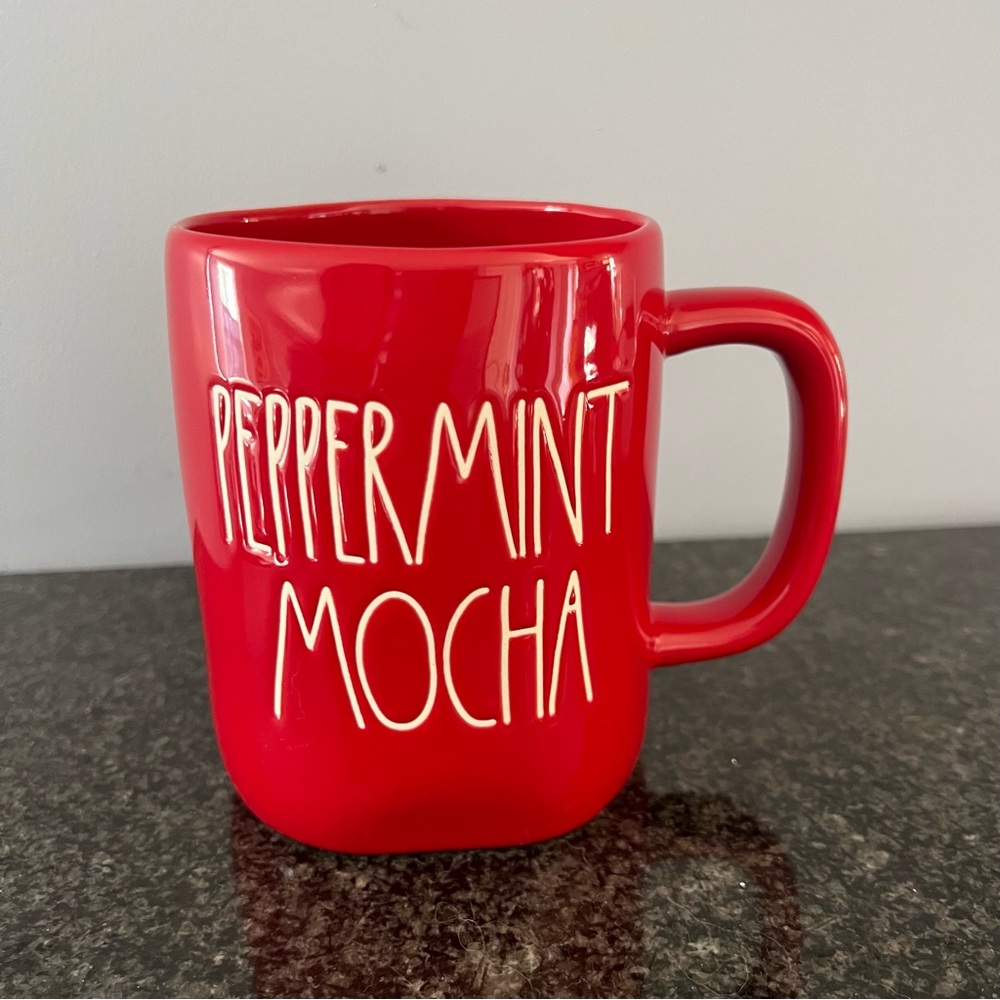 NWOT Rae Dunn PEPPERMINT MOCHA red mug